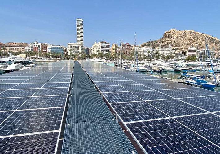 foto noticia El autoconsumo energético llega a la Marina Deportiva de Alicante de la mano de Prosolia Energy.